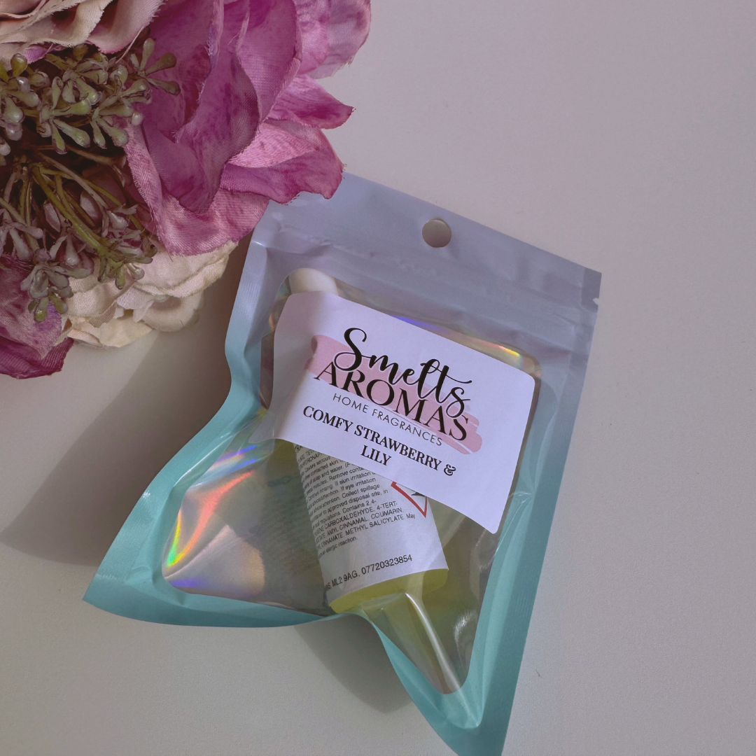 Comfy Strawberry & Lily Fragrance Oil by Smelts Aromas – handmade fresh laundry-inspired fragrance oil with strawberry and pink lily for a clean, uplifting home scent.