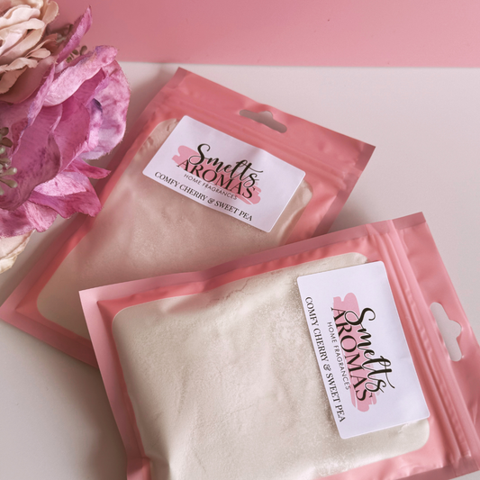 Comfy Cherry & Sweet Pea Carpet Freshener by Smelts Aromas – handmade floral and fruity fragrance with cherry blossom, rose, peach, and sweet pea for a cosy home scent.