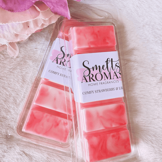 Comfy Strawberry & Lily Wax Melt by Smelts Aromas – handmade fresh laundry-inspired wax melt with strawberry and pink lily for a clean, fruity floral home fragrance.