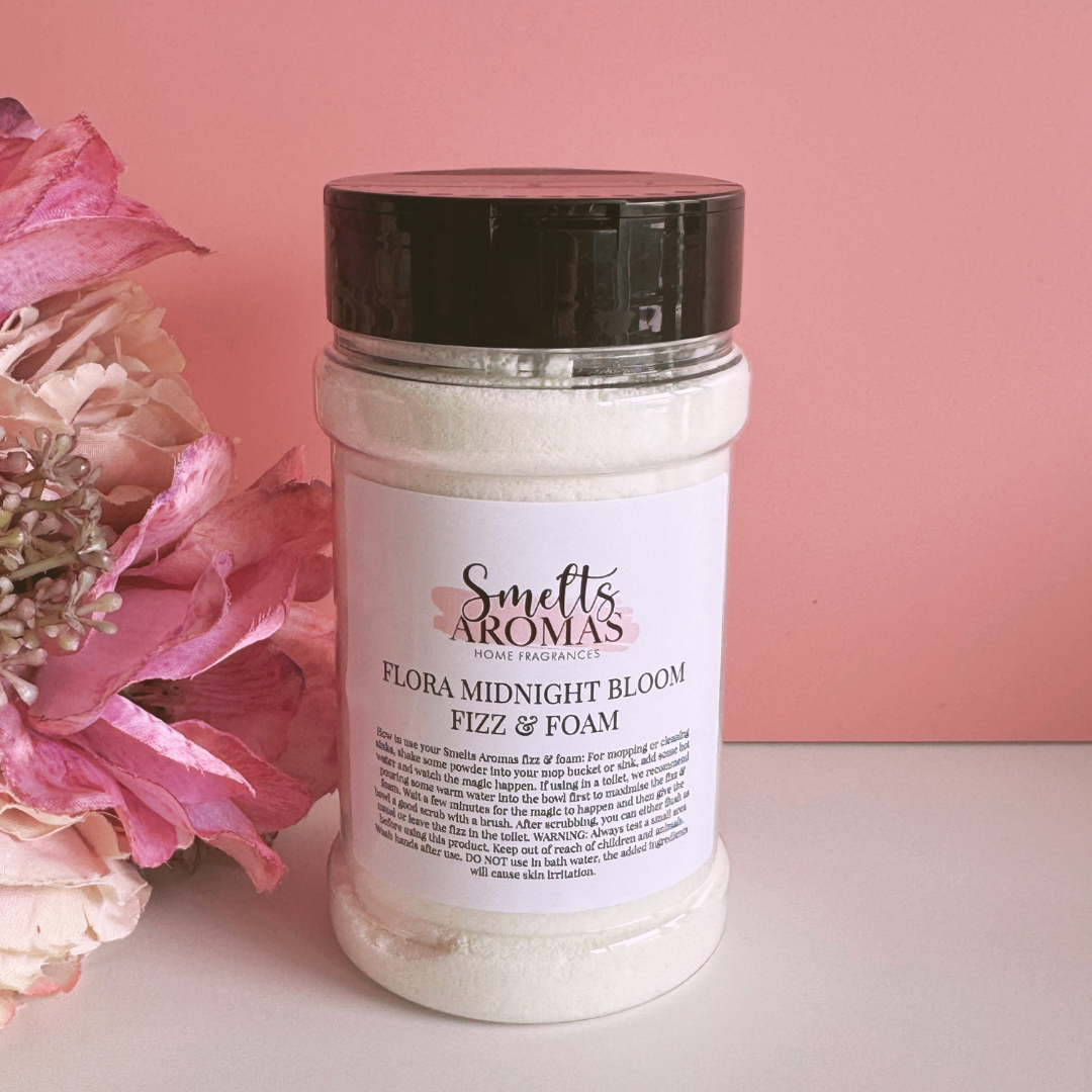 Flora Midnight Bloom Fizz & Foam by Smelts Aromas – handmade floral cleaning powder with rose, orange blossom, and dark amber fragrance for a fresh, elegant clean.