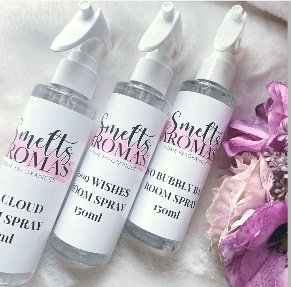 Flora Midnight Bloom Room Spray by Smelts Aromas – handmade luxury floral room spray with oriental rose, orange blossom, and dark amber fragrance for an elegant home scent.