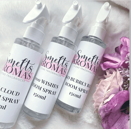Flora Midnight Bloom Room Spray by Smelts Aromas – handmade luxury floral room spray with oriental rose, orange blossom, and dark amber fragrance for an elegant home scent.