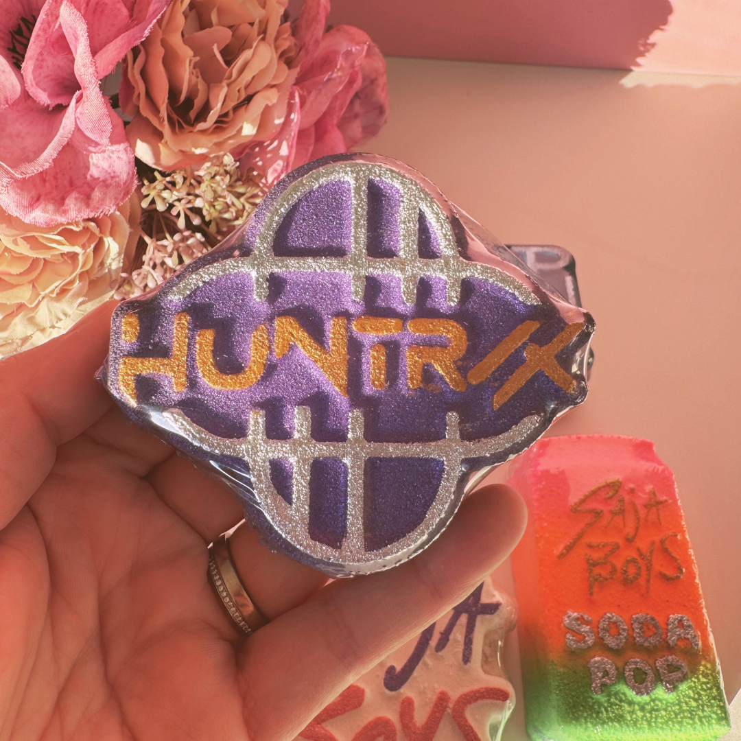 K-Pop Bath Bombs – colourful fizzy bath bombs in four scents and designs by Smelts Aromas.