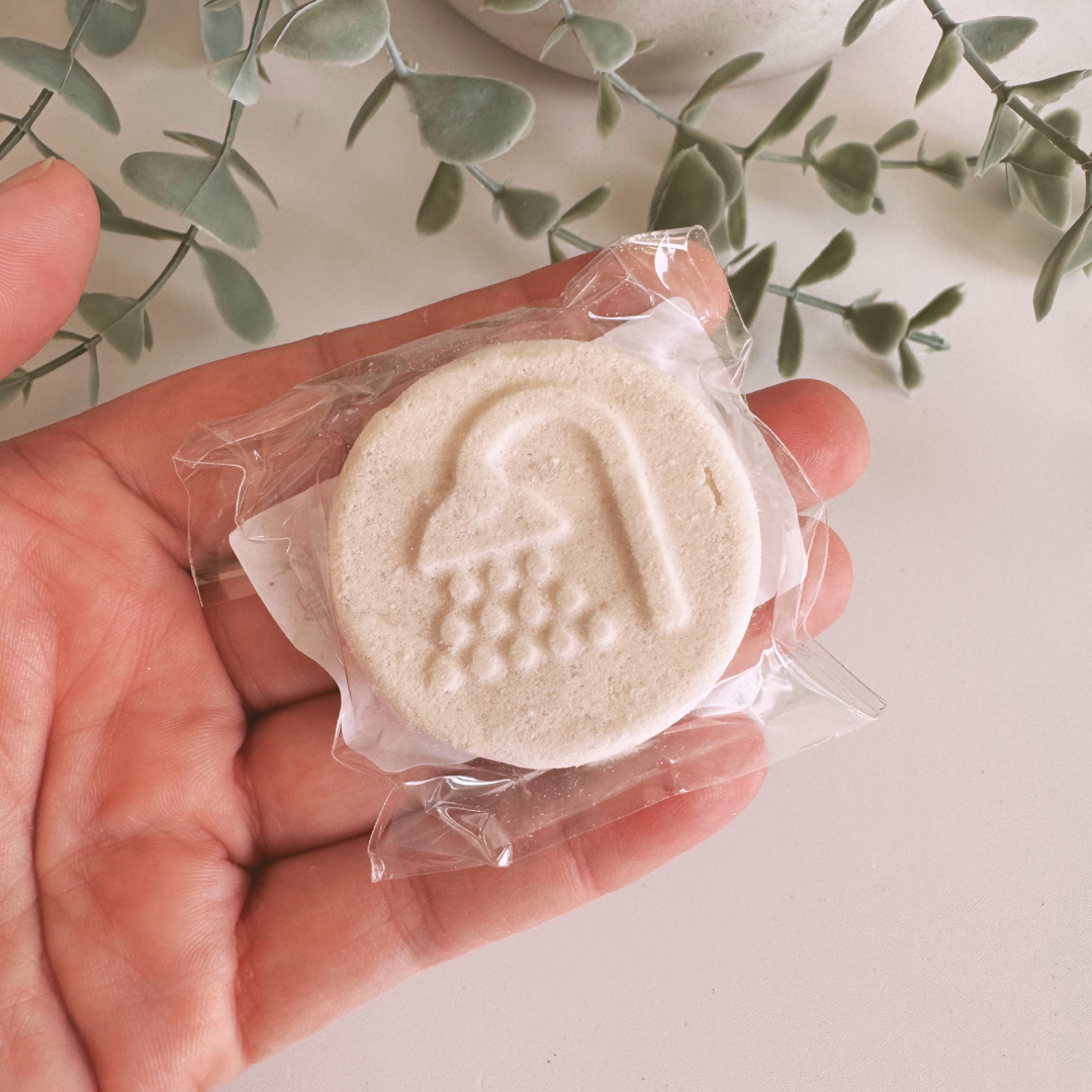 Peppermint Menthol Shower Steamer by Smelts Aromas – refreshing peppermint and menthol aromatherapy shower steamer.
