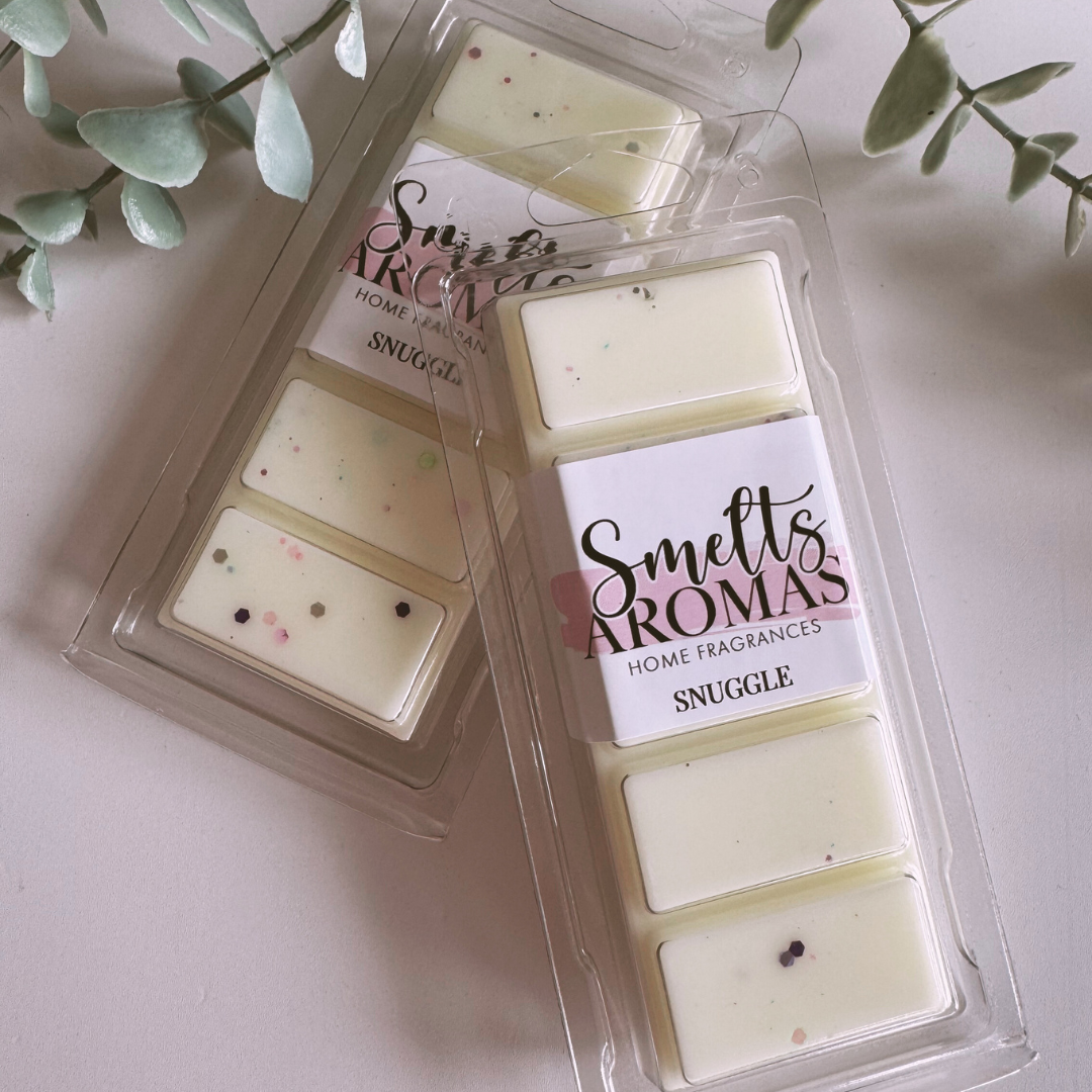 Snuggle Wax Melt by Smelts Aromas – sweet tropical fruits, soft florals and warm amber musk home fragrance.